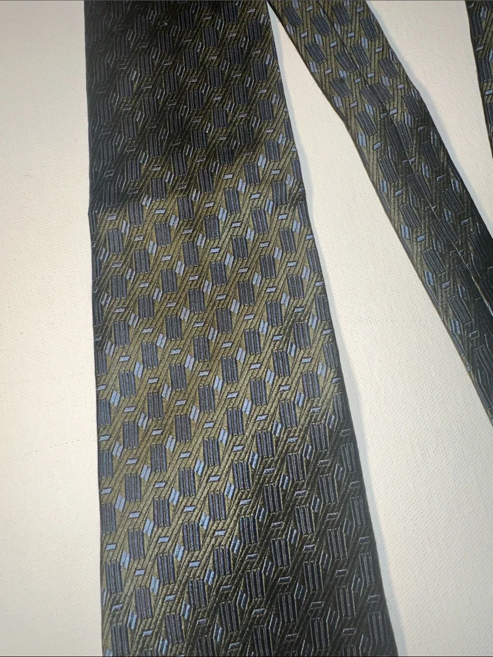 VILLA BUGATTI - MENS VINTAGE TIE